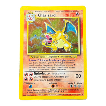 Pokemon card: Charizard 4/102 - Holo - Set Base - ITA