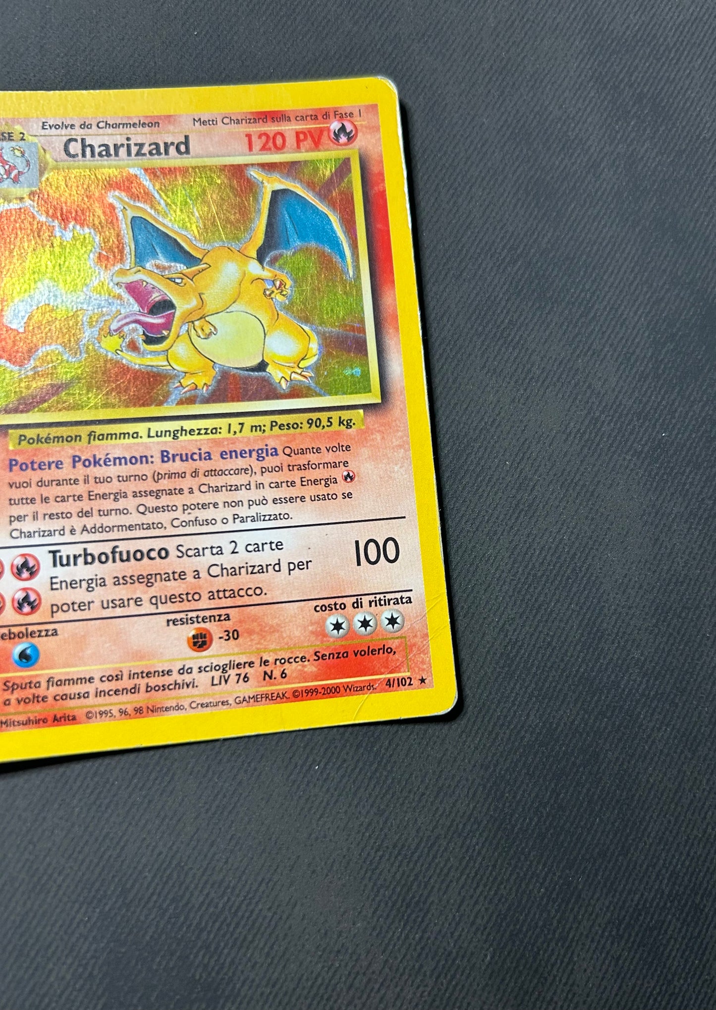 Pokemon card: Charizard 4/102 - Holo - Set Base - ITA